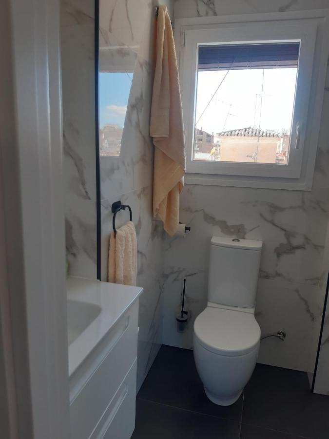 Habitacion Con Bano Privado Y Vistas Lägenhet Granada Exteriör bild
